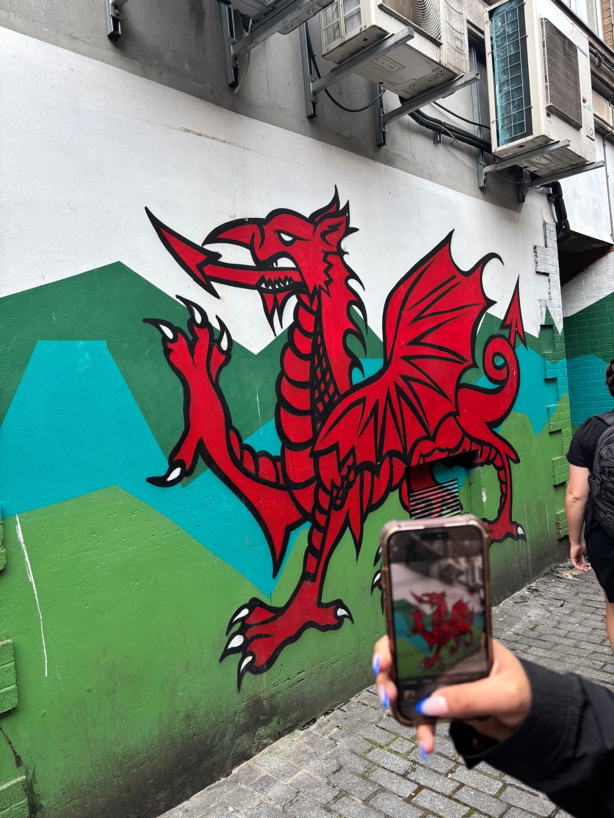 Studying Abroad: Field Notes on Learning and&nbsp;Living